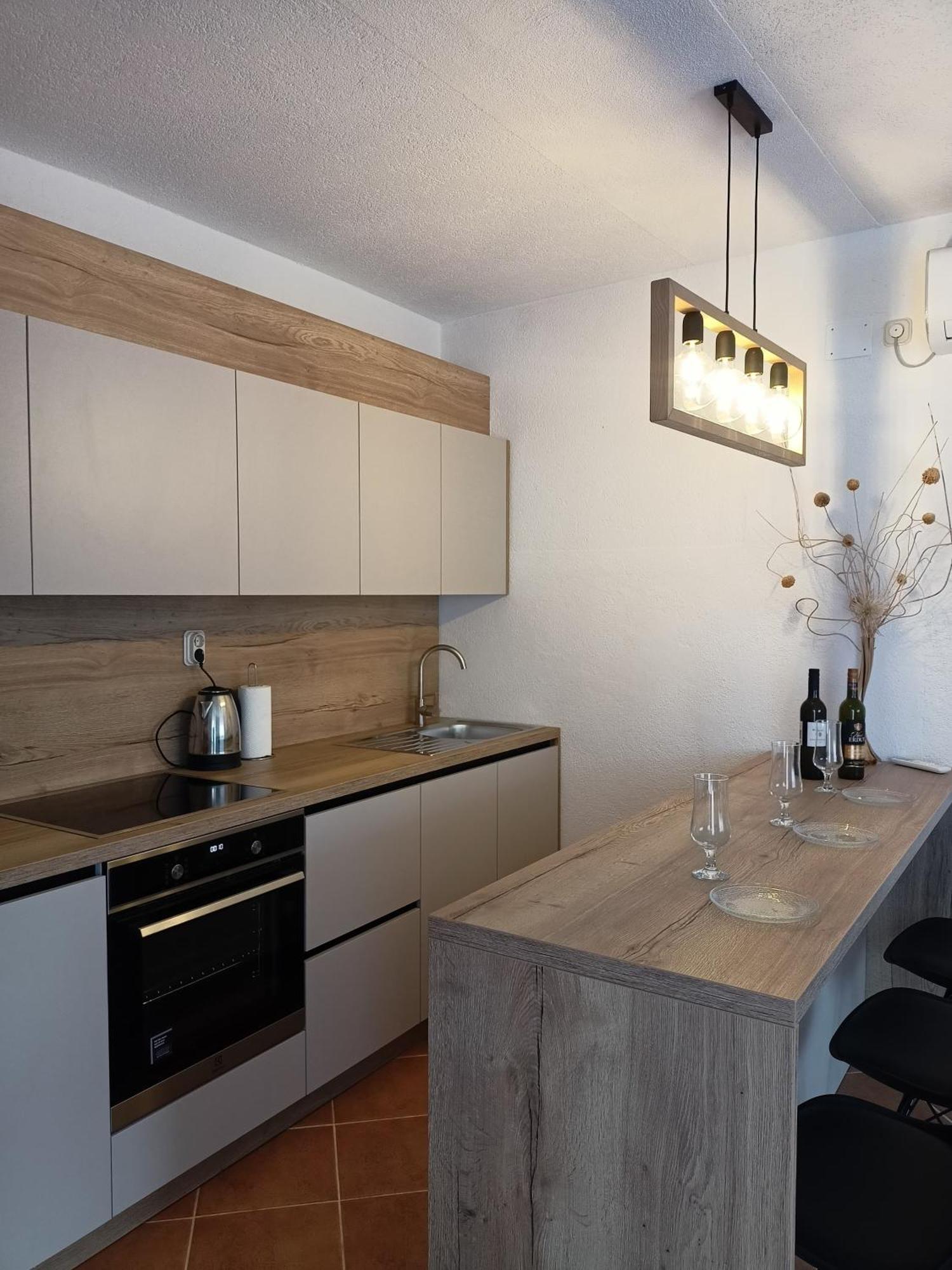 Village Apartment Zagvozd Exterior foto