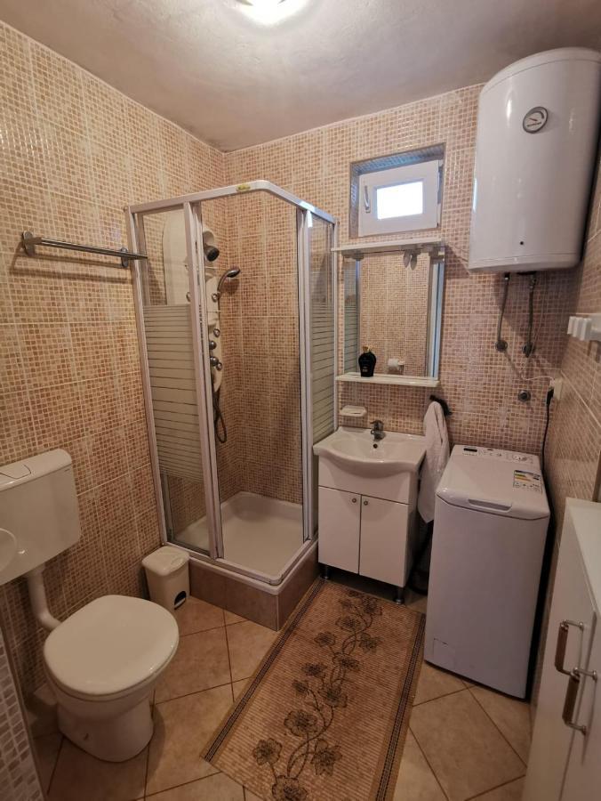 Village Apartment Zagvozd Exterior foto